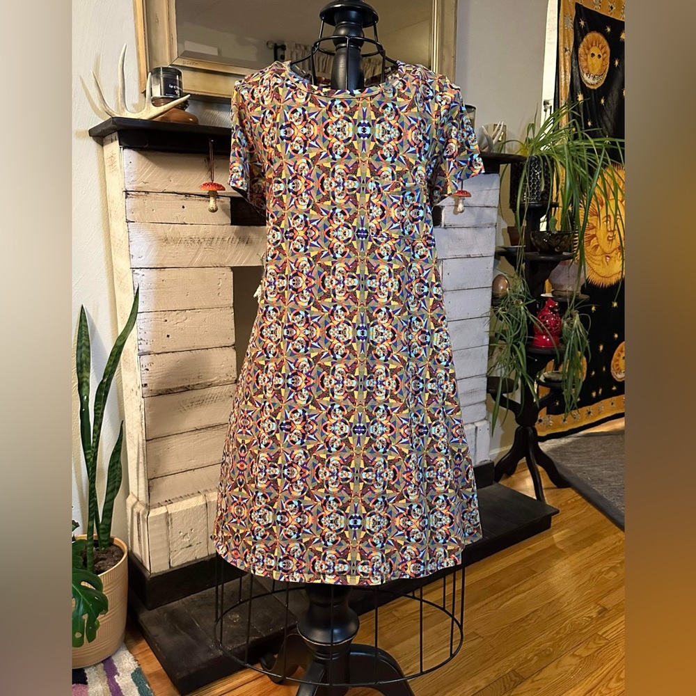 Women’s medium LuLaRoe Carly Dress